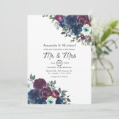 Floral Wedding Invitation Plum and Navy Kaart (Staand voorkant)