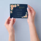Floral Wedding RSVP-kaart Flyer (Hand)