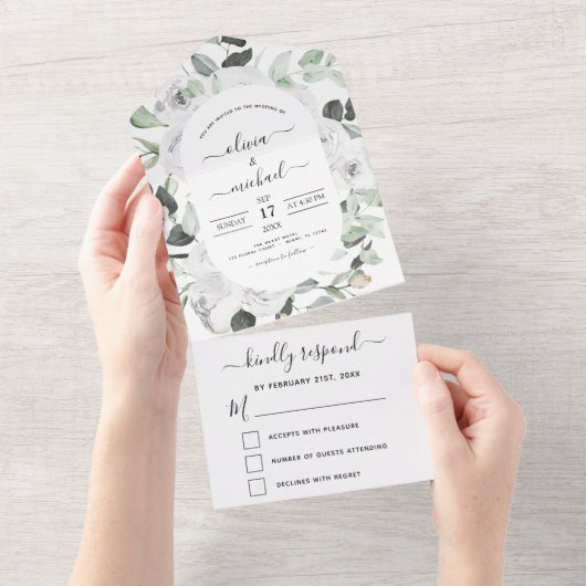 Floral White Roses Eucalyptus Wedding RSVP All In One Uitnodiging (Afscheurbaar)