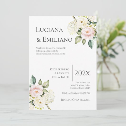 Floral White Wedding Invitation Kaart (Staand voorkant)
