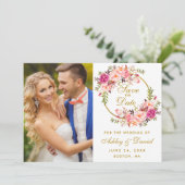 Floral Wreated Pink Gold Save the Date Photo (Staand voorkant)