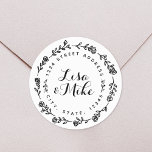 Floral Wreath Wedding Return Address Ronde Sticker<br><div class="desc">Aangepast-ontworpen terugzendadresetiketten met handgetekende stijl florale kreet en elegante handkalligrafie.</div>