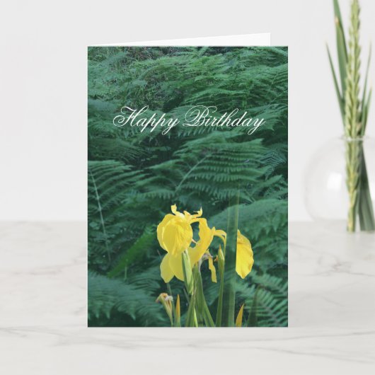Floral Yellow Iris and Fern "Happy Birthday" Kaart (Voorkant)