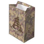 Florale Monogram Initiaal A Elegant Persoonlijk Medium Cadeauzakje (Voorkant Gekanteld)