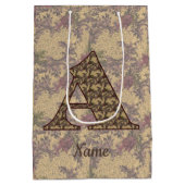 Florale Monogram Initiaal A Elegant Persoonlijk Medium Cadeauzakje (Achterkant)