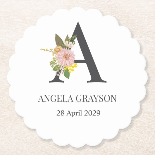 Florale monogramletter A aangepaste naam en datum  Kartonnen Onderzetters (Voorkant)