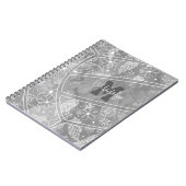 florale paisleyvederpatroon op het grijze volleyba notitieboek (Linkerzijde)