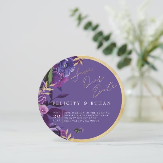 Florals Ultra Violet & Gold Wedding Save the Date (Staand voorkant)