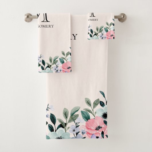 Florence Border Monogram roze en Paarse Waterverf Bad Handdoek (Insitu)