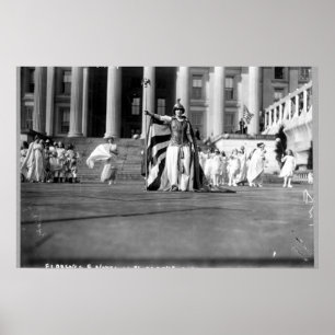 Florence F. Noyes als "Liberty" in suffrage pagean Poster