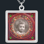 FLORENCE RENAISSANCE FRUITS FOTO TEMPLATE Emerald Zilver Vergulden Ketting<br><div class="desc">Elegant,  klassieker,  levendige Renaissance fijne kunst,  meesterwerk uit de Bottega della Robbia ( Florence - Italië ) in felrode,  groene,  paarse en bruine kleuren .</div>