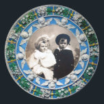 FLORENTINE RENAISSANCE ANGELS BLUE FOTO TEMPLATE RONDE STICKER<br><div class="desc">Elegant klassieker,  levendige Renaissance fijne kunst,  meesterwerk uit de Bottega della Robbia ( Florence - Italië ) in witte,  blauwe,  groene,  bruine kleuren.Wingd-kerubs in blauwe hemel op een felgele,  groene decoratieve sierbloemen.</div>