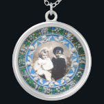 FLORENTINE RENAISSANCE ANGELS , FOTO TEMPLATE ZILVER VERGULDEN KETTING<br><div class="desc">Elegant klassieker,  levendige Renaissance fijne kunst,  meesterwerk uit de Bottega della Robbia ( Florence - Italië ) in witte,  blauwe,  groene,  bruine kleuren.Wingd-kerubs in blauwe hemel op een felgele,  groene decoratieve sierbloemen.</div>
