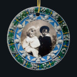 FLORENTINE RENAISSANCE ANGELS Fotosjabloon Keramisch Ornament<br><div class="desc">Elegant klassieker,  levendige Renaissance fijne kunst,  meesterwerk uit de Bottega della Robbia ( Florence - Italië ) in witte,  blauwe,  groene,  bruine kleuren.Wingd-kerubs in blauwe hemel op een felgele,  groene decoratieve sierbloemen.</div>