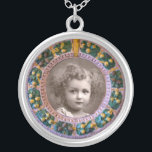 FLORENTINE RENAISSANCE FLOWERS FOTO TEMPLATE ZILVER VERGULDEN KETTING<br><div class="desc">Elegant,  klassieker,  levendige Renaissance fijne kunst,  meesterwerk uit de Bottega della Robbia ( Florence - Italië ) in felbruin,  geel,  groen,  kleuren.</div>