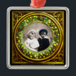 FLORENTINE RENAISSANCE FRUITS Fotosjabloon Metalen Ornament<br><div class="desc">Elegant,  klassieker,  levendige Renaissance fijne kunst,  meesterwerk uit de Bottega della Robbia ( Florence - Italië ) in felbruin,  geel,  groen,  blauw,  kleuren.</div>
