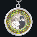 FLORENTINE RENAISSANCE FRUITS , FOTOTEMPLATE ZILVER VERGULDEN KETTING<br><div class="desc">Elegant,  klassieker,  levendige Renaissance fijne kunst,  meesterwerk uit de Bottega della Robbia ( Florence - Italië ) in felbruin,  geel,  groen,  kleuren.</div>