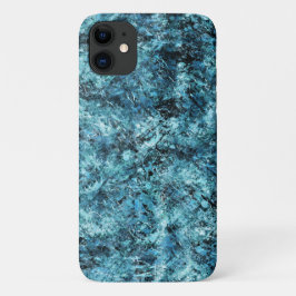 Floresta azul sob nevasca ou vidro trincado Case-Mate iPhone case