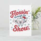 Flossen door de sneeuw Grappige Kerstmis  Kaart (Staand voorkant)