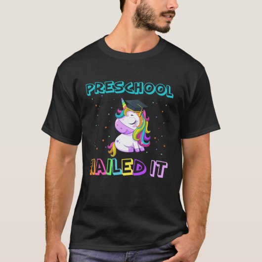Flossing Unicorn Preschool Graduation Cap Diploma T-shirt (Voorkant)