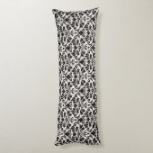 Flourish Damask Pattern Black on Cream Lichaamskussen (Achterkant (Verticaal))