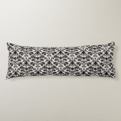 Flourish Damask Pattern Black on Cream Lichaamskussen (Voorkant)
