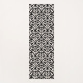 Flourish Damask Pattern Black on Cream Yogamat (Voorkant)