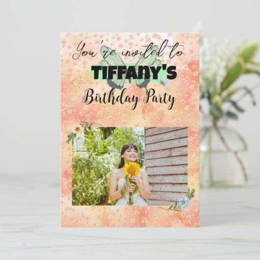 Flower & Butterfly voeg uw foto Uitnodiging toe (Staand voorkant)