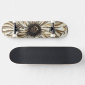 Flowerhead Fresco op Tan Background Persoonlijk Skateboard (Horizontaal)