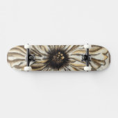 Flowerhead Fresco op Tan Background Persoonlijk Skateboard (Horizontaal)