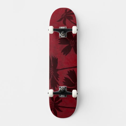 Flowerhead Silhouettes op Crimson Background Skateboard (Voorkant)