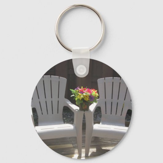 Flowers en Adirondack Chairs Sleutelhanger (Voorkant)