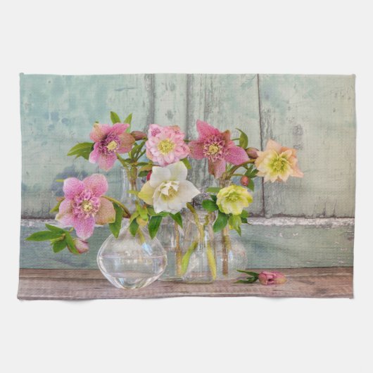 Flowers | Hellebores in Vases Theedoek (Horizontaal)