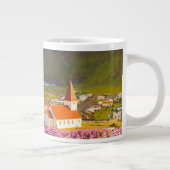 Flowers | Lupines in Bloom Southern Iceland Grote Koffiekop (Rechts)