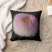 flowers on black - rosa Bellis Kussen (Deken)