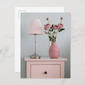 Flowers | Pale Pink Roses on Nightstand Briefkaart (Voorkant / Achterkant)