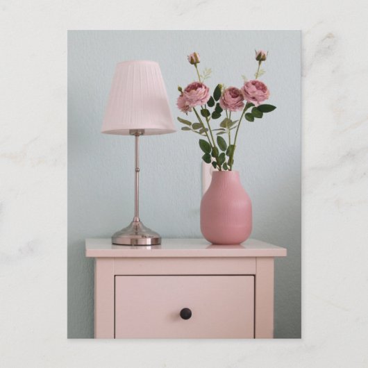 Flowers | Pale Pink Roses on Nightstand Briefkaart (Voorkant)