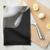 Flowers Single White Magnolia Blossom Theedoek (Quarter Fold)