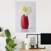 Flowers | White Dahlia in Red Vase Poster (Thuiskantoor)