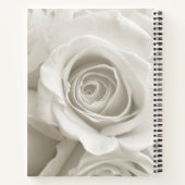 Flowers | White Roses Notitieboek (Achterkant)