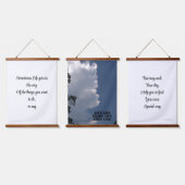 Fluffy Clouds Blue Sky Live Life Gedicht Hangend Wandkleed (Driedubbel)