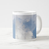 Fluffy Clouds-Mok Grote Koffiekop (Voorkant rechts)