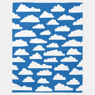 Fluffy Clouds - White op Blue 005cad Fleece Deken