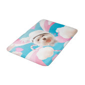 Fluffy Dog met Wit Pet Badmat (Gekanteld)