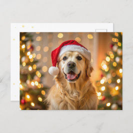 Fluffy golden retriever met een rode kerstmuts feestdagenkaart