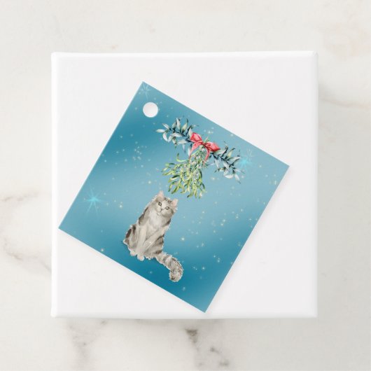 Fluffy Grey en White Cat Under Mistletoe Gift Labe Bedankjes Labels (In situ)