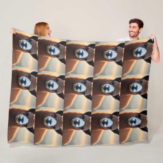 Fluffy Majesty: de grote wollige bruine alpaca Fleece Deken (In situ)