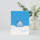 Fluffy Penguin Chick in Snowy Winter Landscape Briefkaart (Staand voorkant)