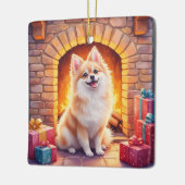 Fluffy Pomeranian Cozy Christmas Fireplace Dog Art Keramisch Ornament (Links)