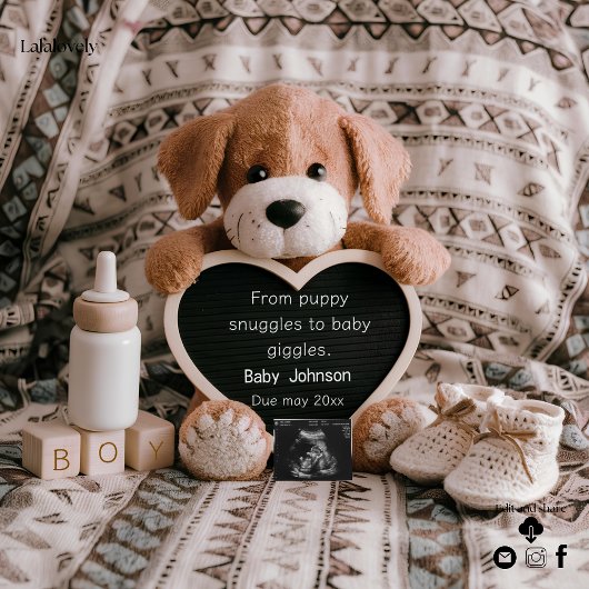 Fluffy Puppy Baby jongen en zwangerschapsaankondig Feestdagenkaart